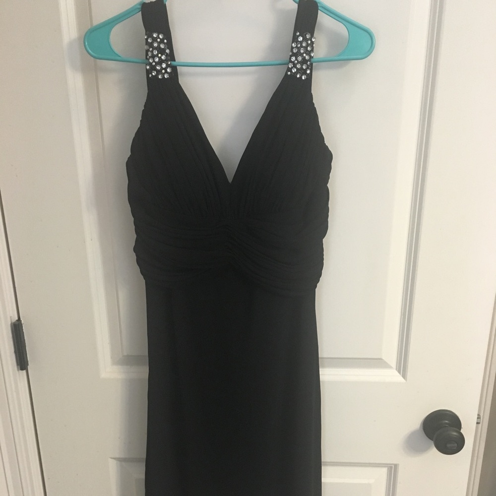 ❤️ LBD Destinations by Mon Cheri